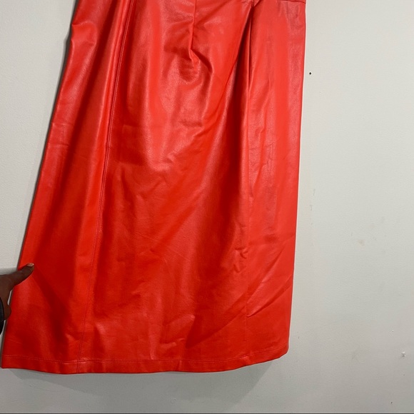Stylish Orange Faux leather skirt - Picture 4 of 6